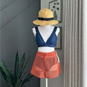 Swimwear Set of 3 Roxy Short Large, Cupshe Bra Medium, Old Navy Bikini XS/Small